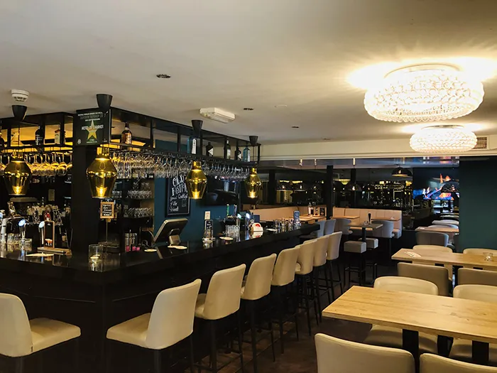 Hotel Chariot - Bar Centennial